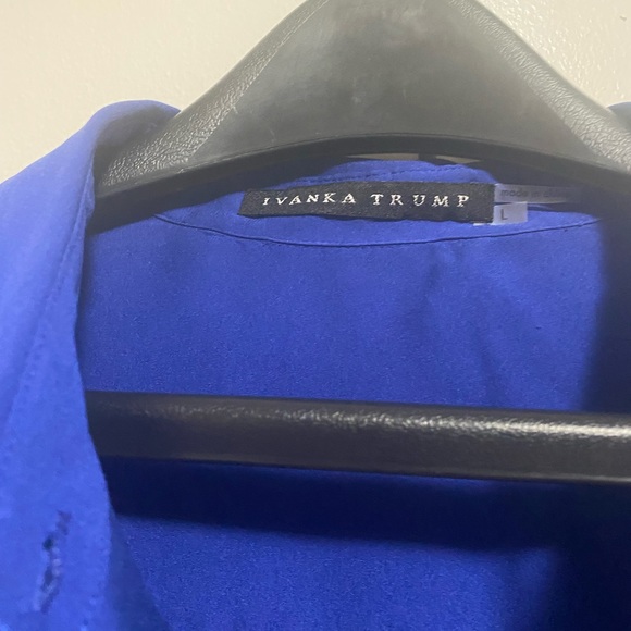 Ivanka Trump blue long sleeve - Picture 3 of 4